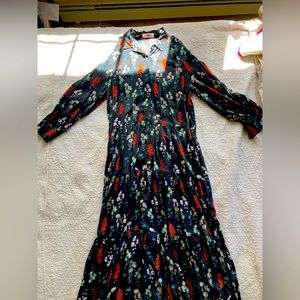 Natural Life Floral Print Long Sleeve Midi Dress in Size L